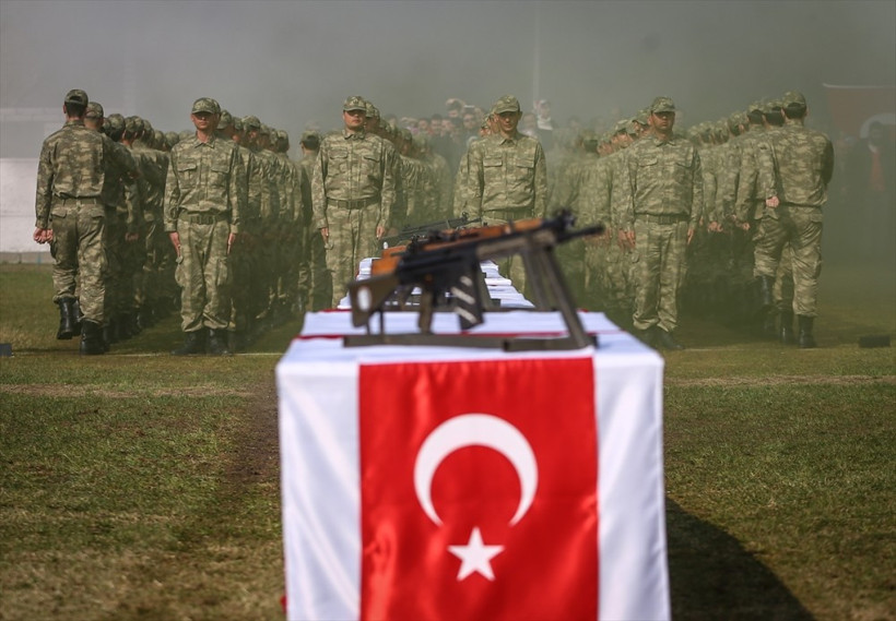 Askerlerin yemin töreninde duygusal anlar! - Resim: 3