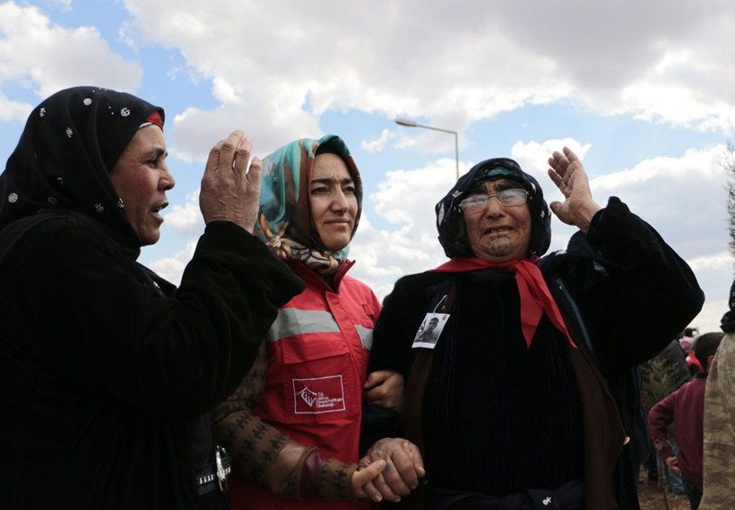 Şehit cenazesinde zılgıt atıp Arapça ağıtlar yaktılar - Resim: 2