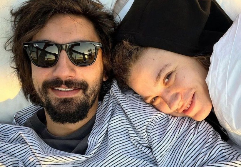 Umut Evirgen Serenay Sarıkaya aşkı resmileşti - Resim: 3