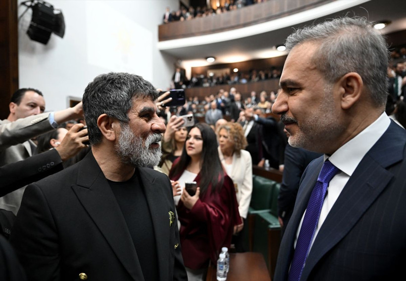 Sefa Zengin AK Parti Grup Toplantısı'nda! Görüntüsü kısa sürede gündem oldu - Resim: 3