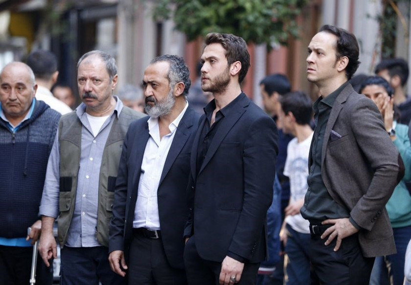 Çukur yeni bölümde herkesi yıkan sahne Vartolu öldü! - Resim: 4