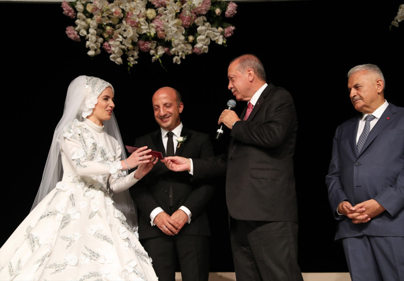 Cumhurbaşkanı Erdoğan nikah şahidi oldu - Resim: 4