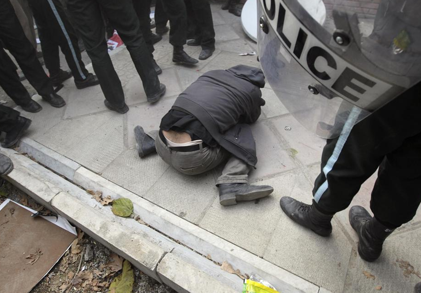 Tahran'da İngiliz Büyükelçiliği'ne saldırı - Resim: 4