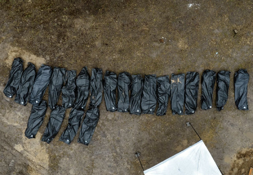 Ukrayna Buça'da toplu mezardaki cansız bedenler çıkartıldı - Resim: 3