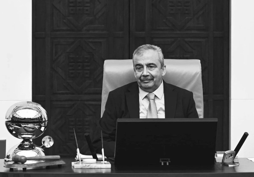 Siyasilerden Sırrı Süreyya Önder için başsağlığı mesajları - Resim: 1