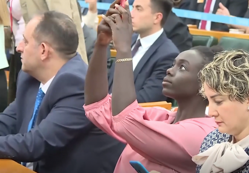 İYİ Partili Zehra Özdemir: İzmitliyim en çok Türkçe konuşmama şaşırıyorlar - Resim: 2