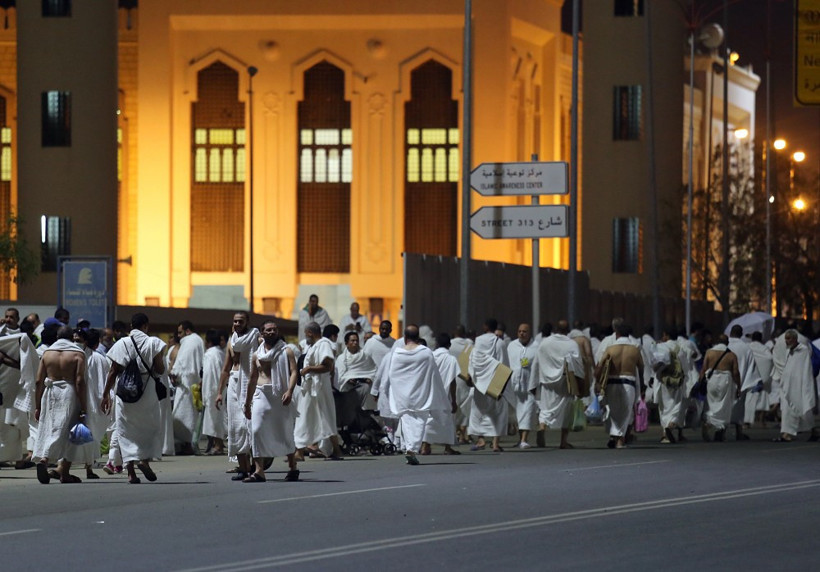 Milyonlarca hacı adayı arife günü Arafat'ta! - Resim: 4