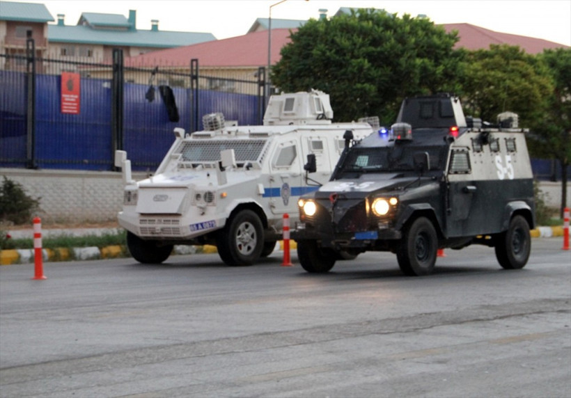 Sabah karşı saat 04:30... Başbakan da oradaydı - Resim: 2