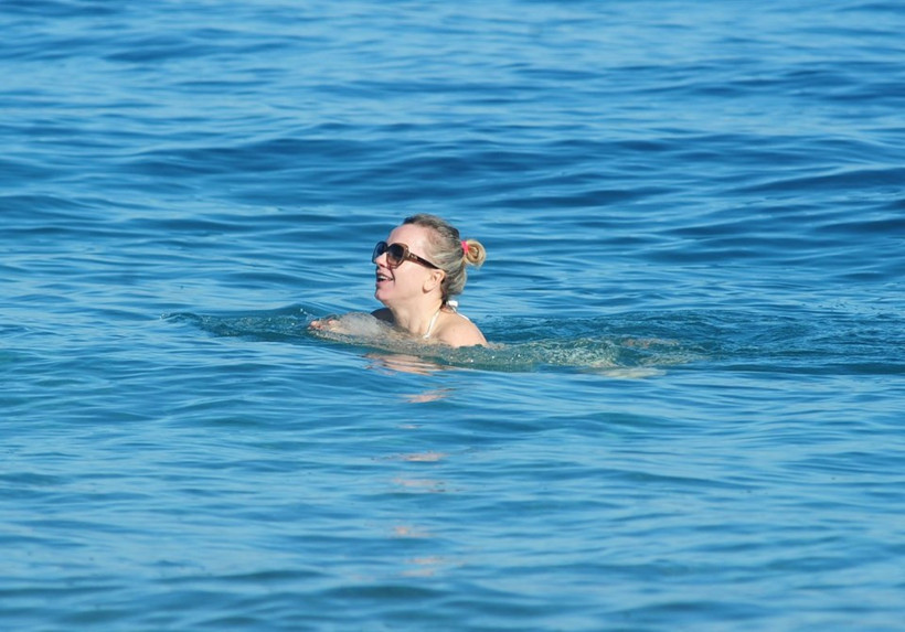 Burayı sakın başka ülke zannetmeyin 1 Ocak'ta herkes denize girdi! - Resim: 2