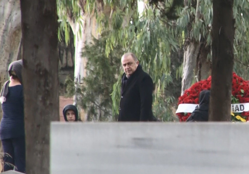 Fatih Terim, babasının mezarını ziyaret etti - Resim: 1