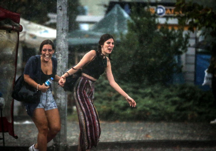 Meteoroloji'den son hava durumu tahmini: Yarın İstanbul'u sağanak vuracak - Resim: 4