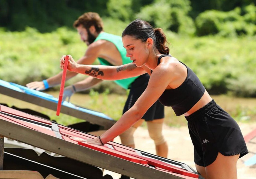 Survivor Nefise Karatay'ın adada ilişki yorumu kafa karıştırdı! 'Eşcinsel değilim' demişti - Resim: 1