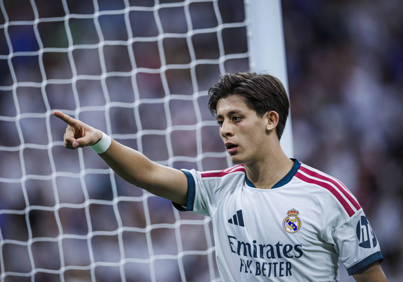 Real Madrid-Malaga maçında Arda Güler hakeme küfür etti! Genç yıldıza 4 dakika yetti - Resim: 1