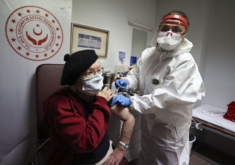 Koronavirüs aşısı olanlar 1 milyon kişiyi geçti! Sağlık Bakanlığı en çok sorular aşı sorularını cevapladı - Resim: 1