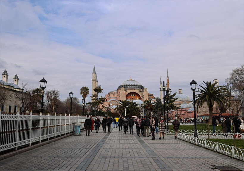 Ayasofya dünyaya örnek olacak bir modelle restore ediliyor! Toplu iğne başı kadar bile... - Resim: 2