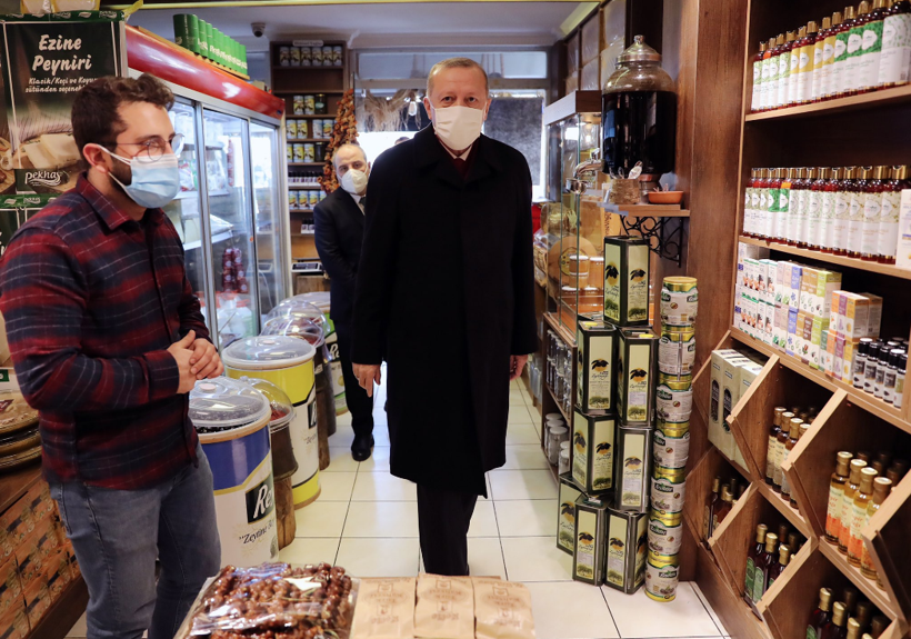 Cumhurbaşkanı Erdoğan 'Bununla beslenin size covid movid bulaşmaz" deyip dağıttı - Resim: 4