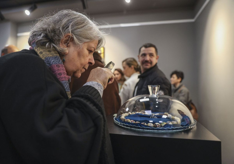Tespih tanelerine Kur'an-ı Kerim'in 30 cüzünü işledi! - Resim: 2