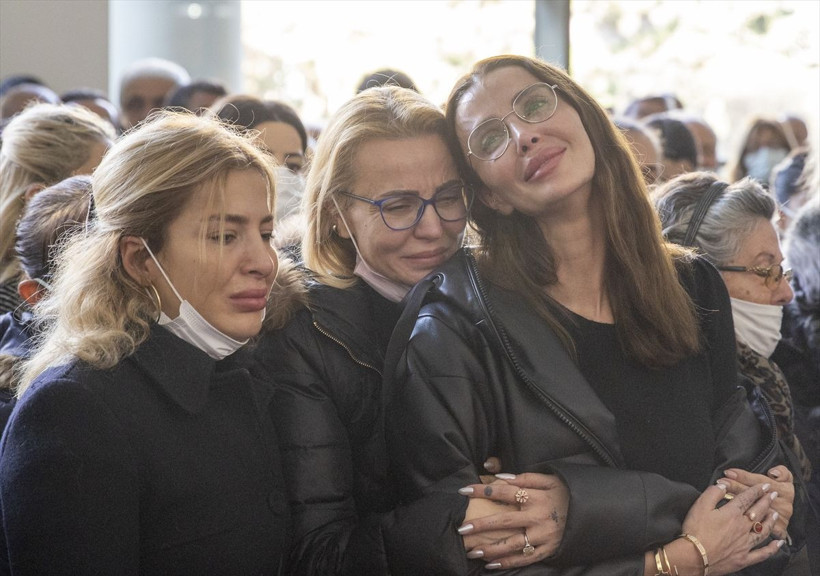 Manken Özge Ulusoy'un babasına resmi tören! Özge Ulusoy'un paylaşımı yürekleri dağladı! - Resim: 3