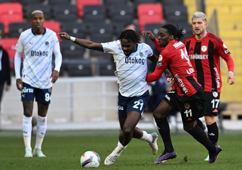 Fenerbahçe'de şok sakatlık! Mourinho'nun yeni gözdesi olmuştu - Resim: 1