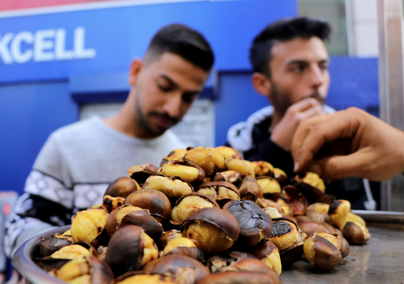 Adana'da kestane kebap tezgahları kuruldu! Fiyatı kırmızı eti solladı - Resim: 2