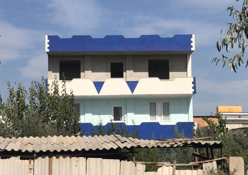 5 aylık hamile karısını boğarak öldürdü! Sokağa çıkıp 10 yaşındaki çocuğu boğmaya çalıştı! Böyle bağırdı... - Resim: 2