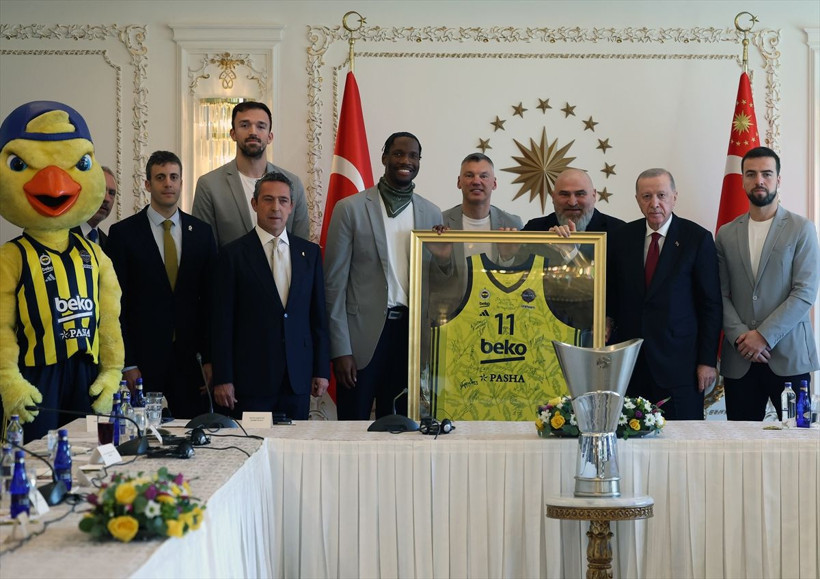 Cumhurbaşkanı Erdoğan, Fenerbahçe Erkek Basketbol Takımı'nı kabul etti - Resim: 3