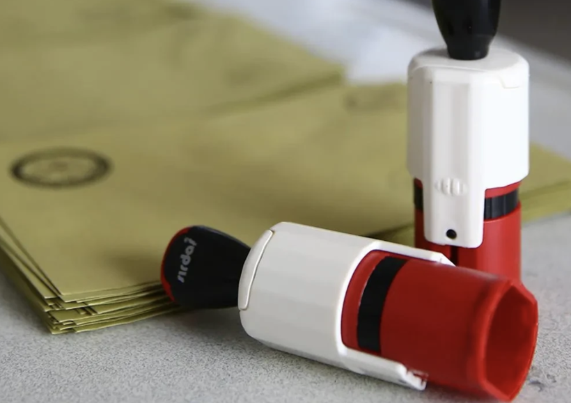 AK Parti'nin masasındaki son anket! İBB operasyonu sonrası dikkat çeken oran - Resim: 1