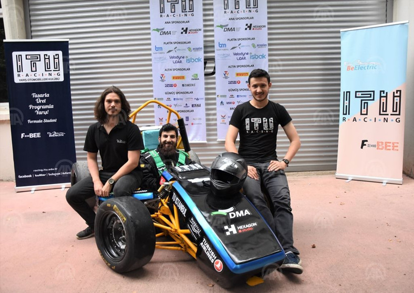 İTÜ'lü öğrenciler sürücüsüz ve elektrikli otomobil tasarladı! 180 km hıza çıkabiliyor - Resim: 3