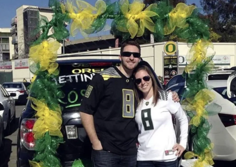 Pandemide bile iğrenç olaylar bitmedi! Öğrencisiyle tuvalette yakalanınca... - Resim: 2