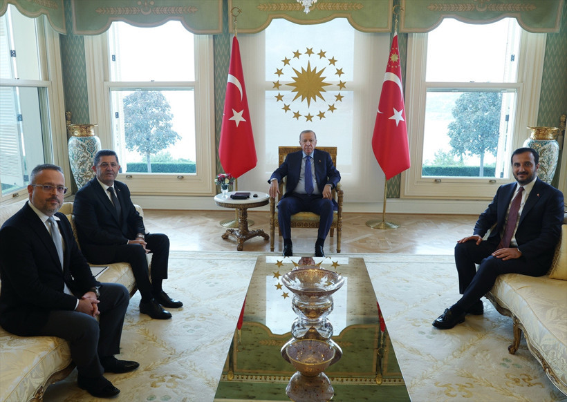 Cumhurbaşkanı Erdoğan, Orhan &Ccedil;erkez ve Sacit Terzi'yi kabul etti - Resim: 0