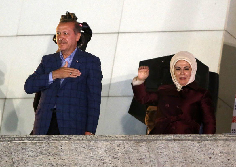 Cumhurbaşkanı Erdoğan'ın balkon konuşmasından fotoğraflar - Resim: 3