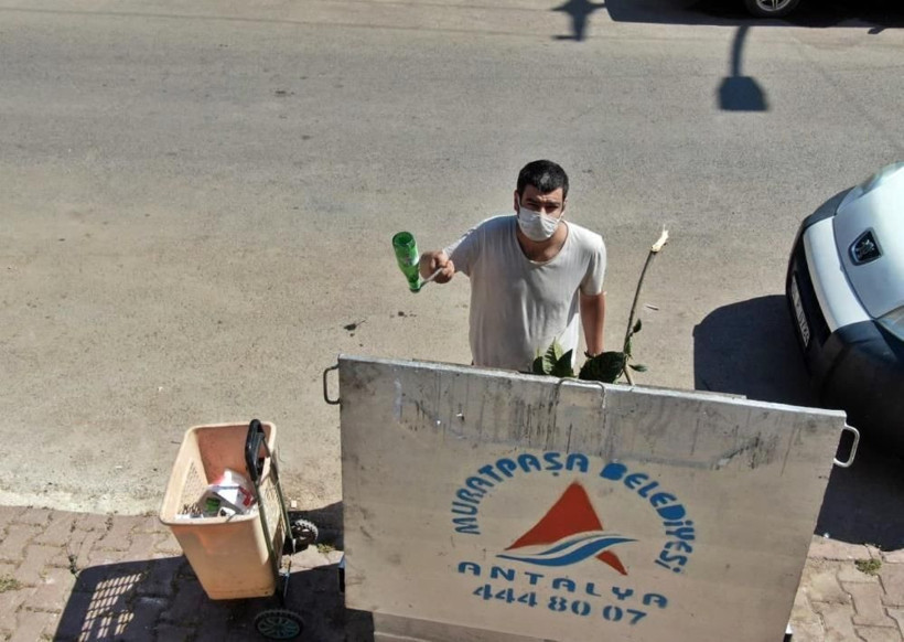 Çöp toplayarak KPSS'de 25'inci olmuştu! Dolandırıcı şoku yaşadı: Ah eşek kafam... - Resim: 2