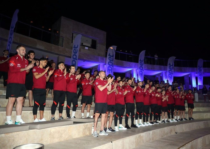 Cem Yılmaz özel gösteri yaptı! Twitter paylaşımıyla büyük ses getirdi - Resim: 4