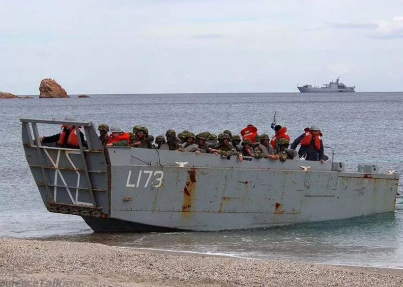 ABD'den Türkiye sınırına korkunç yığınak! Atina büyükelçisi 'Böylesi ilk' dedi - Resim: 1