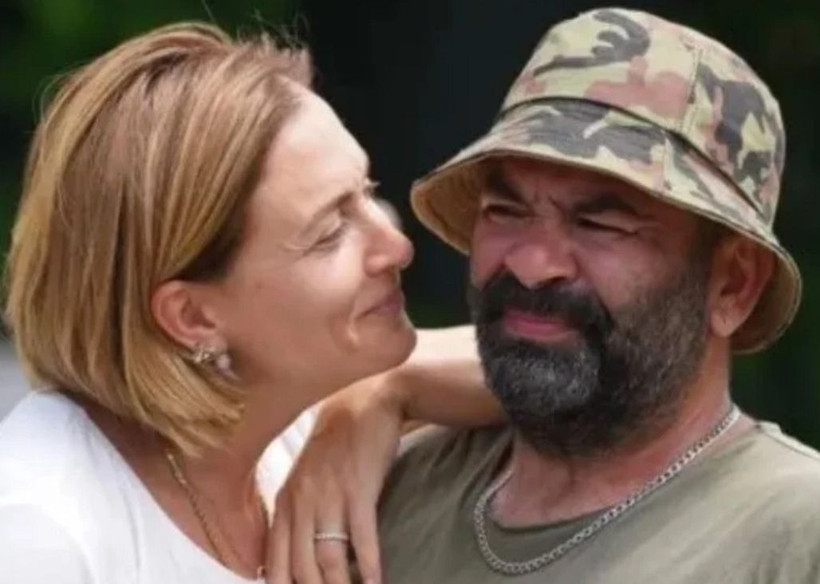 Ceyda Düvenci'nin eski kocası Bülent Şakrak sevgilisiyle ilk kez paylaşım yaptı: Esra Akpınar kimdir? - Resim: 1