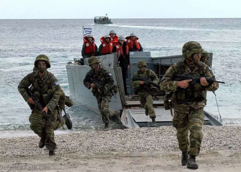 ABD'den Türkiye sınırına korkunç yığınak! Atina büyükelçisi 'Böylesi ilk' dedi - Resim: 2