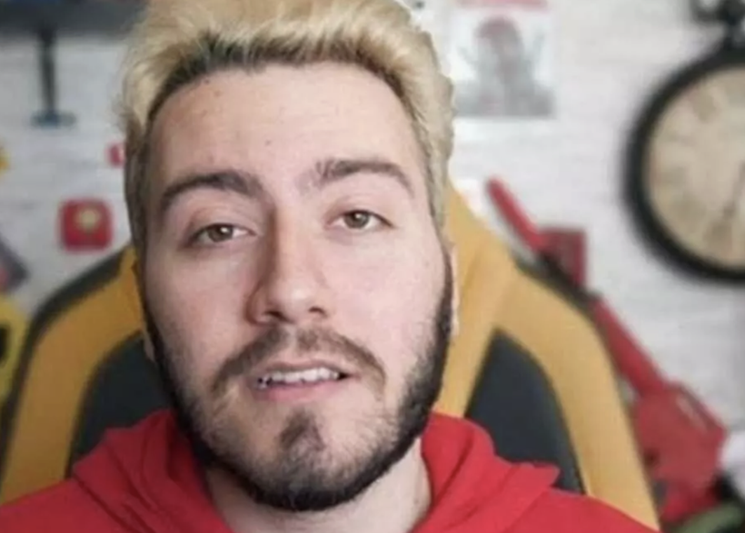 16 Milyonluk kanalını kapatmıştı! Enes Batur'dan yeni sosyal medya hamlesi... - Resim: 1