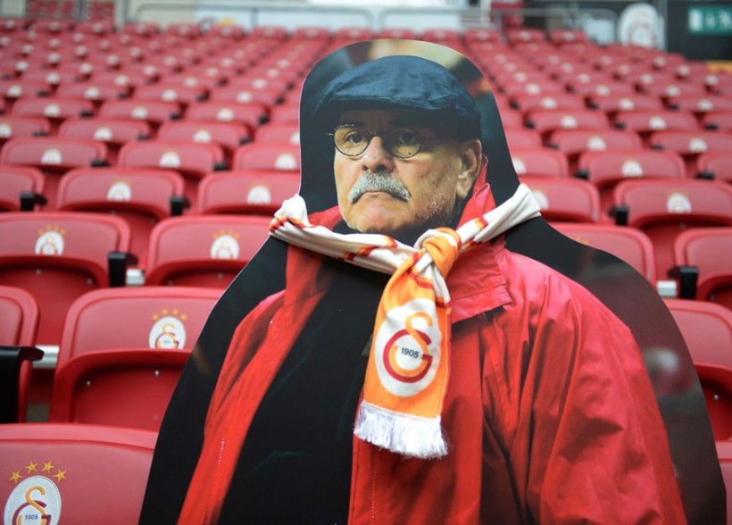 Galatasaray'dan Rasim Öztekin için unutulmayacak anma - Resim: 1