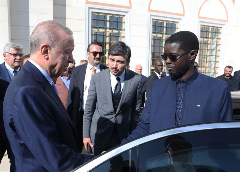 Cumhurbaşkanı Erdoğan, cuma namazını Büyük Çamlıca Camisi'nde kıldı - Resim: 1