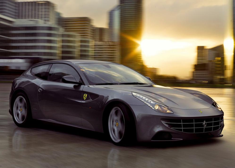 Ferrari tarihindeki ilk 4 çeker otomobil - Resim: 2