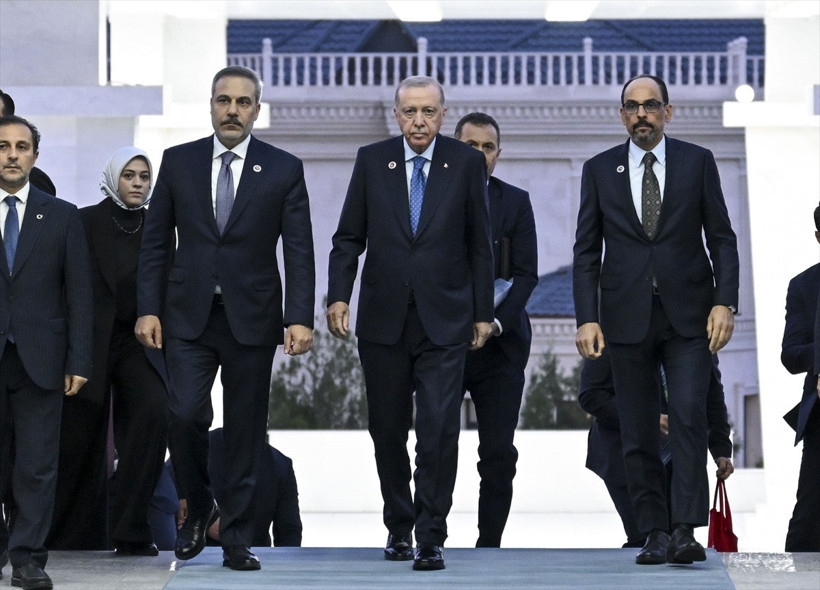 MİT Başkanı İbrahim Kalın yeni imajıyla gündem oldu bakan bir daha baktı - Resim: 1