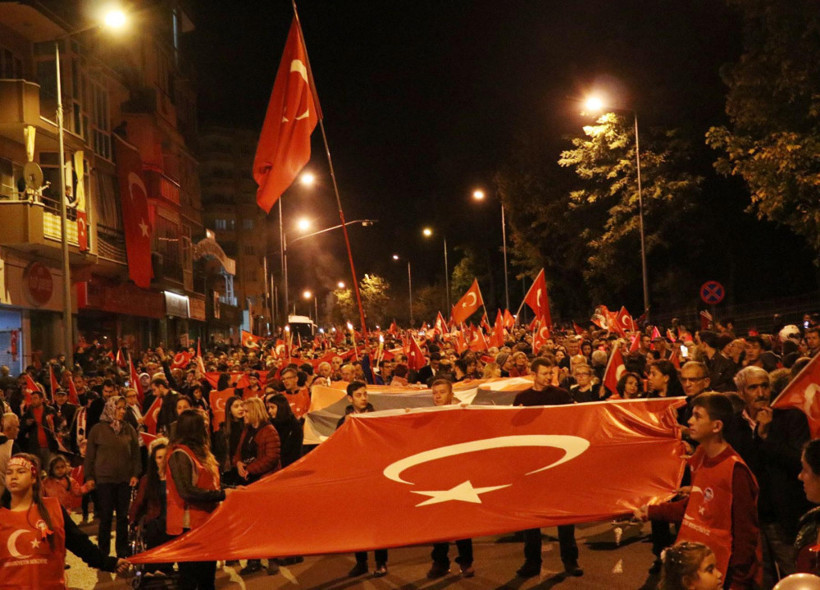 Cumhuriyet Bayramı fener alayları ile kutlandı - Resim: 3