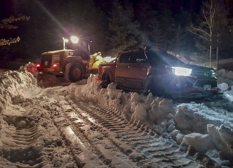 Tatil kabusa döndü! 10 saat sonra kurtarıldılar - Resim: 1