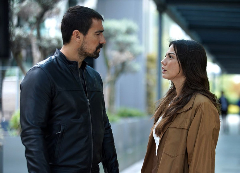 Masumiyet Sadakatsiz Doğduğun Ev Kaderindir'e fark attı! Zirve bakın kimin - Resim: 2