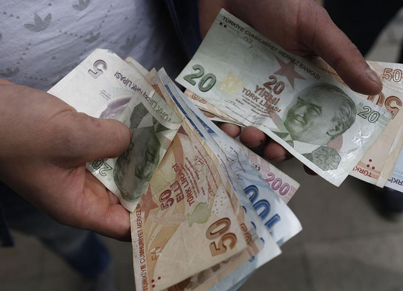 Asgari ücrete dolar zammı! Temmuz asgari ücreti 12 bin TL'yi geçecek iddiası işte senaryolar - Resim: 1