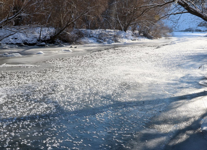 Soğuk hava gölleri buz pistine çevirdi - Resim: 3