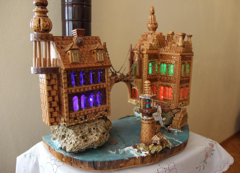 Eşine 'yapmazsam insan değilim' deyip başladı! Kurumuş dallardan sanat eseri çıkarıyor - Resim: 2