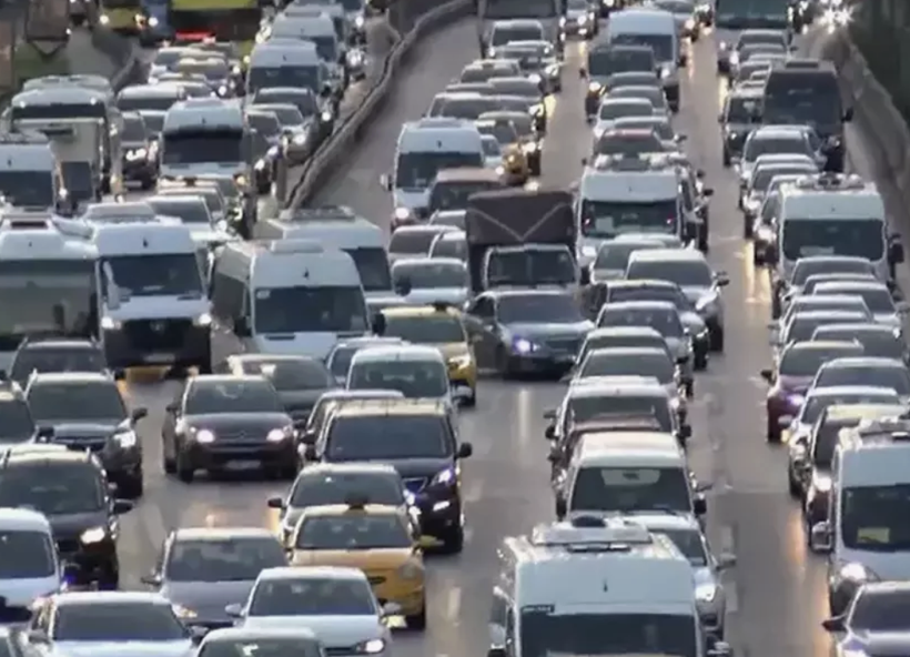 Araç sahipleri bekliyordu! Zorunlu trafik sigortası 2026 tarifesi belli oldu! - Resim: 1