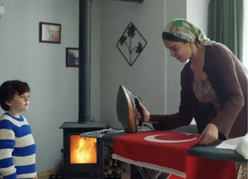 Uzak Şehir dizisinde gurur dolu anlar! Hassasiyeti hatırlattı... - Resim: 3