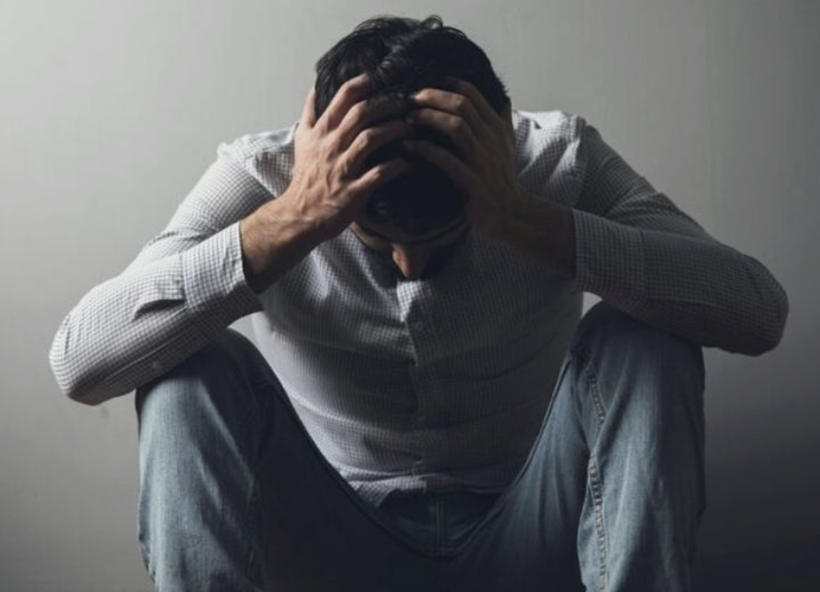 Acaba depresyonda mıyım diye düşünenler dikkat! Her üzüntü depresyon değil... - Resim: 1